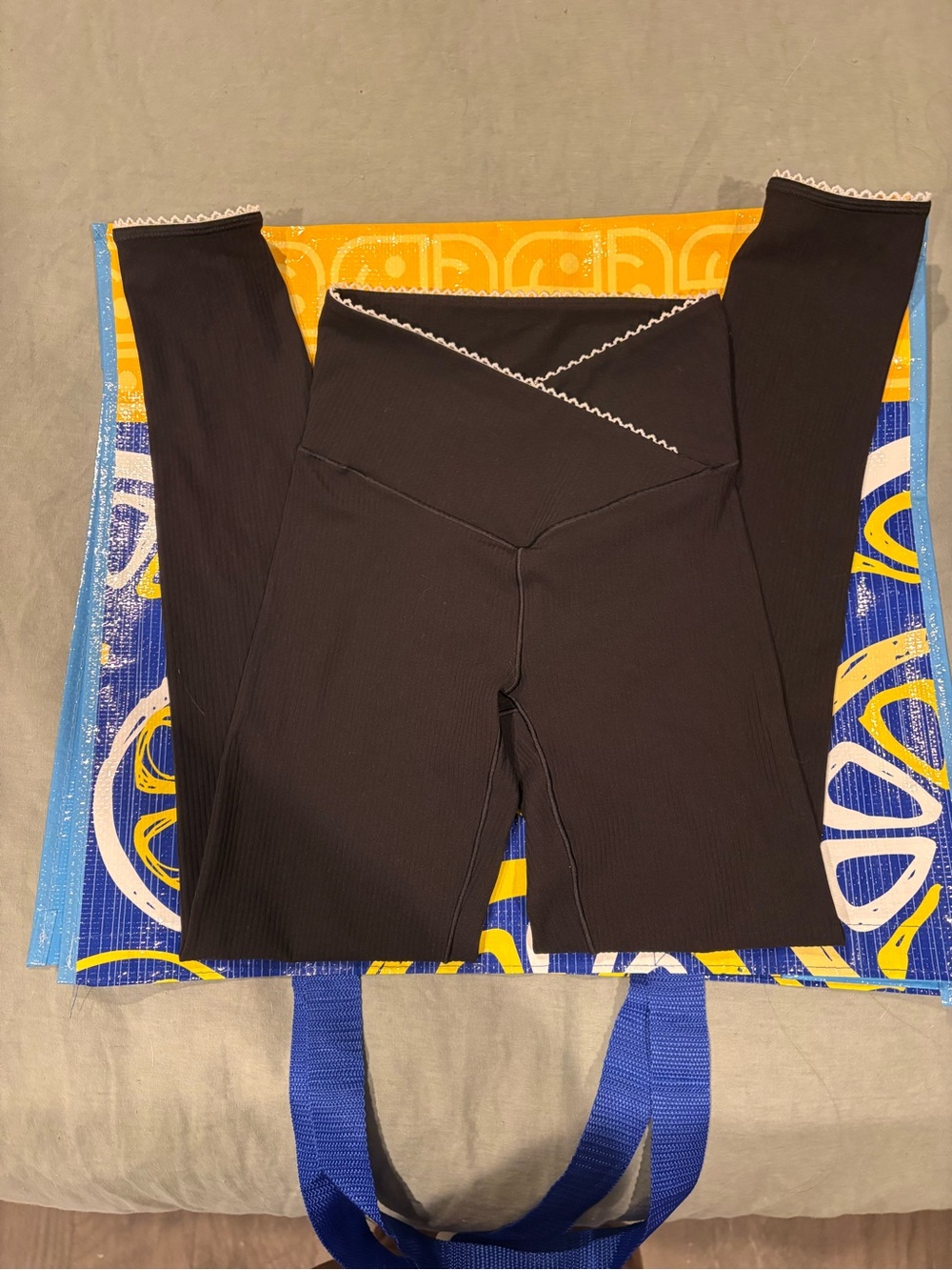 OFFLINE by Aerie RealMe XTRA SET! (XS bottom & S top) - Picture 6 of 12
